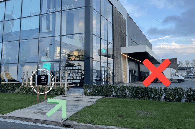 Let op: gebruik de ingang aan de zijkant van De Notenshop!