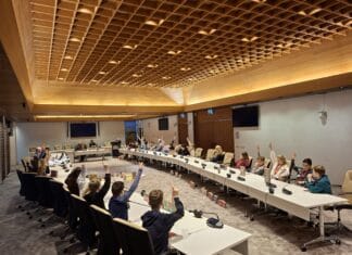 Politici in de dop ‘bouwen’ eigen stad