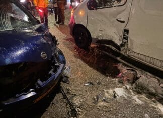 Ongeval op N217 bij Oud-Beijerland: bestuurder lichtgewond