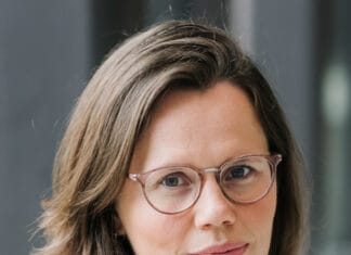 Mirjam Bikker houdt Suze Groeneweg lezing 2026 in de Hervormde kerk van Heinenoord