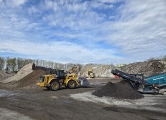Gemeenteraad unaniem: gezondheid en leefomgeving voorop bij beoordeling betonrecycling ’s-Gravendeel