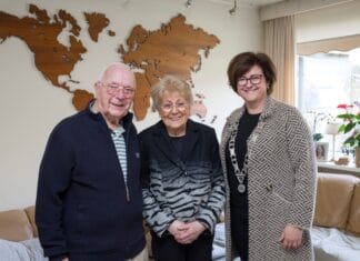Echtpaar Frisart-Weenink uit Nieuw-Beijerland viert briljanten jubileum