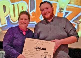 Pubquiz steunt molenstichting bij restauratie stoommachine