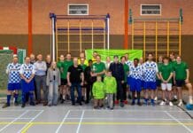 Sportieve jaarlijkse ontmoeting tussen CDA Hoeksche Waard en Dissidenten