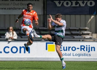 Donkere wolken pakken zich samen boven SV Heinenoord