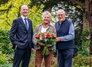 Echtpaar Stapel-Monteban uit ’s-Gravendeel viert diamanten jubileum