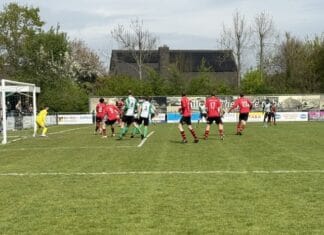 Strijd om plek 3 ontbrandt na sterke zege SSS in Sint Annaland