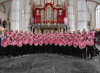 Christelijk Urkermannenkoor “Hallelujah” treedt op voor senioren in de hervormde kerk ’s-Gravendeel