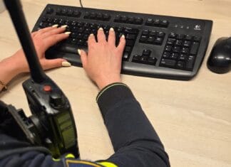 Getuigen gezocht na mishandeling bij glasbakken Nettorama in Heinenoord