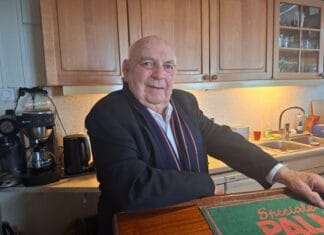 Afscheid van clubicoon Aad van Niekerk bij WSV De Hitsert in Zuid-Beijerland