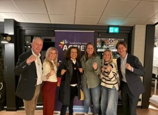 Geslaagde bijeenkomst over een veilige sportcultuur met Lucia Rijker.