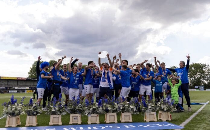 OSV Oud-Beijerland kroont zich tot kampioen na zege op OHVV