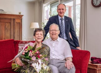 Echtpaar Kolf-de Jong uit ‘s-Gravendeel viert diamanten jubileum
