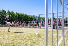 Nieuw kunstgrasveld in Piershil geopend