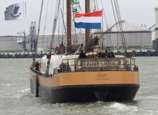 Vaar mee tijdens ‘Dordt in Stoom’ en beleef de vlootschouw vanaf het water