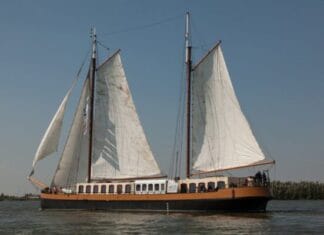 Extra vaartocht met zeilschip De Zeeland naar Dordt in Stoom op zaterdag 30 mei
