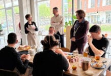 Burgemeester Marian Witte bezoekt Cavent-locaties