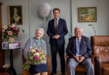 Echtpaar Den Boer-van Vliet uit Nieuw-Beijerland viert diamanten huwelijk