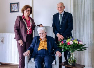 Echtpaar Groenenboom-van den Boogert uit ‘s-Gravendeel viert briljanten huwelijksjubileum
