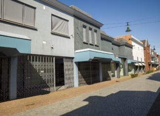Nieuwe woningen op plek voormalig Modecentrum Bas Hollaar weer een stapje dichterbij
